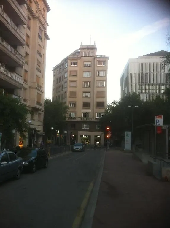 Residencia Universitaria Augusta Bed & Breakfast Barcelona